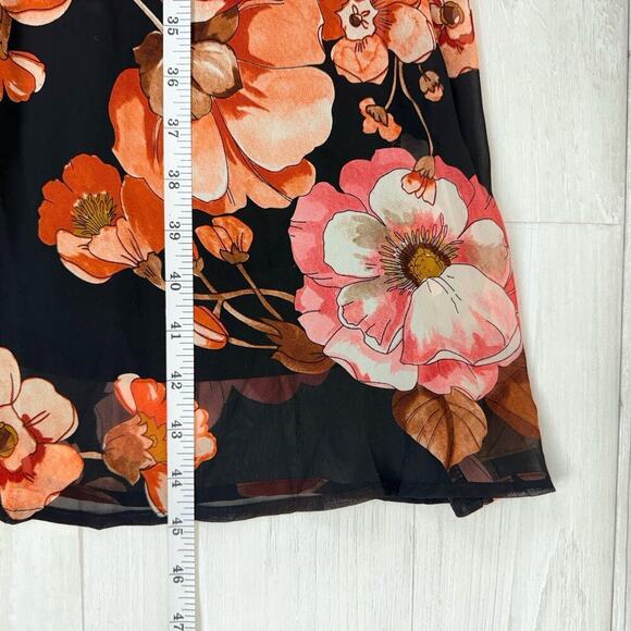 NWT Lulus Garden Meandering Maxi Dress Size S Deep V-Neck Black Floral Romantic - Picture 12 of 14